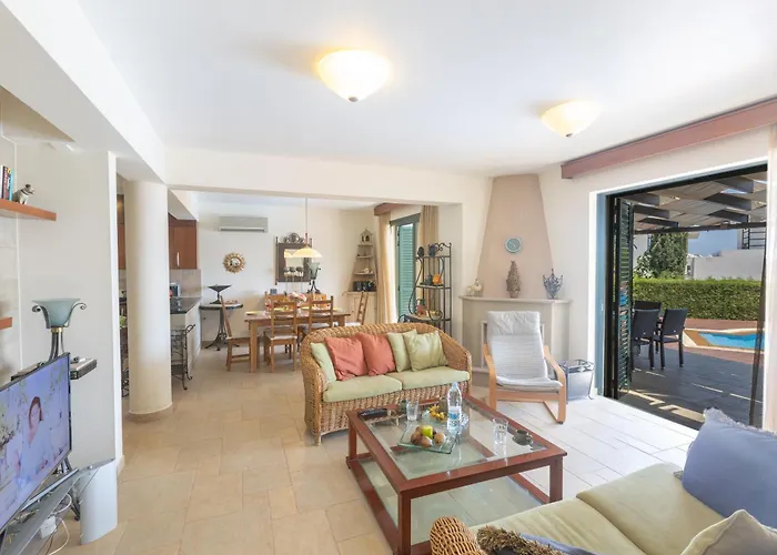 Spetses 5 بروتاراس