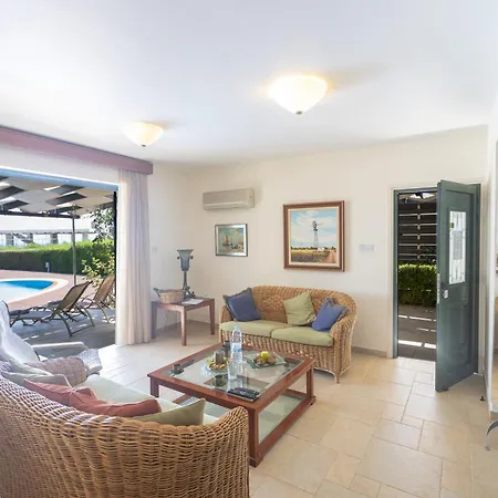 Spetses 5 פרוטאראס